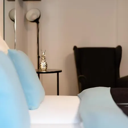 Mood Contemporary Living Aparthotel